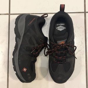 Merrell safety toe shoes. ASTM F2413-18, size 8